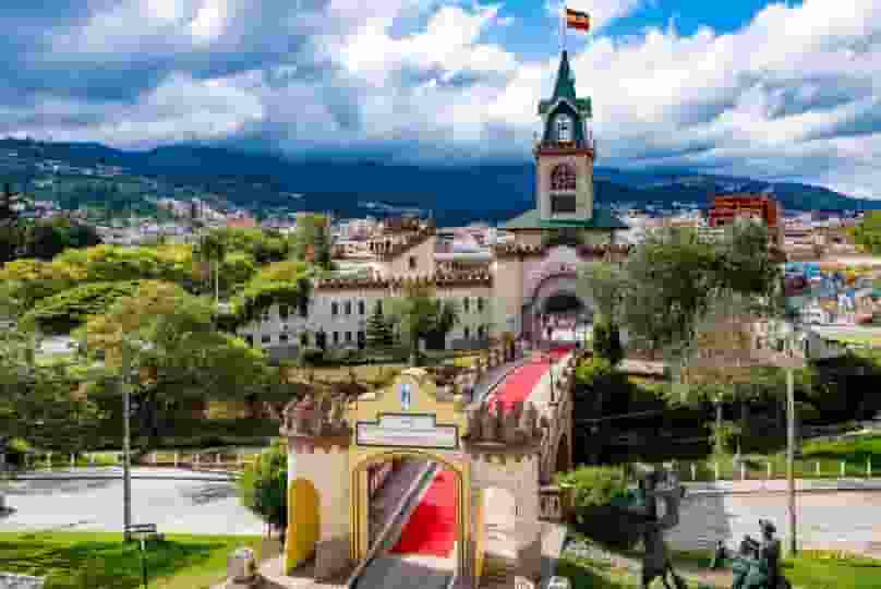 Escuelas y Colegios en la provincia de Loja, Ecuador.